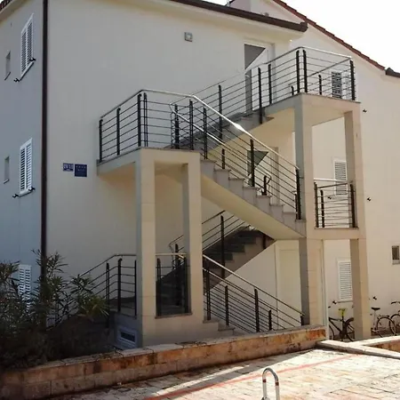 Lejlighed In With Sea View, Balcony, Air Conditioning, Wifi 5148-2 Rogoznica (Sibenik-Knin)