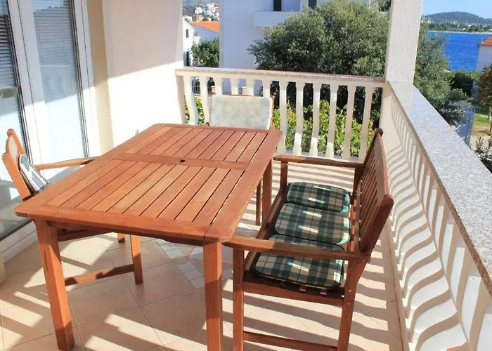 In With Sea View, Balcony, Air Conditioning, Wifi 5148-2 רוגוזניצה